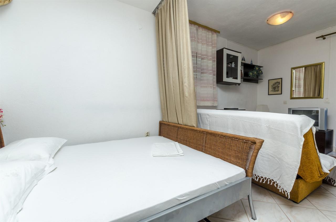 Apartments Dvornik Mirce Zewnętrze zdjęcie